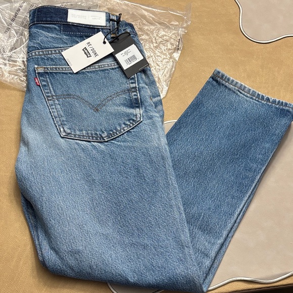 BNWT Levi’s x REDONE indigo 70s straight jeans - Picture 2 of 14